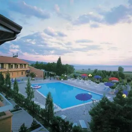 Ristorante Il Gabbiano 3* パッシニャーノ・スル・トラジメーノ