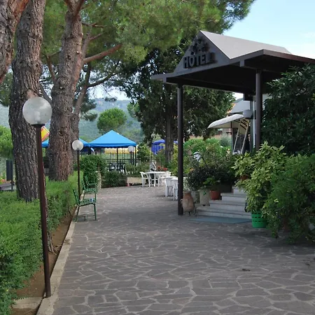 ホテル Ristorante Il Gabbiano