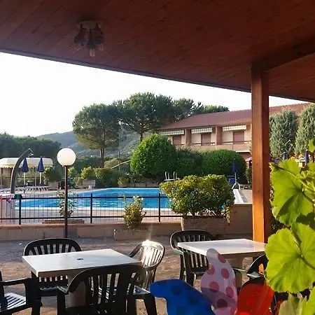 ホテル Ristorante Il Gabbiano パッシニャーノ・スル・トラジメーノ