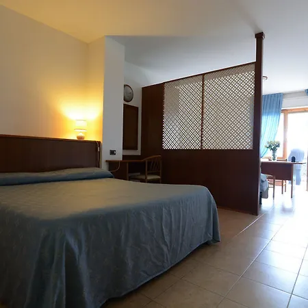 Hotel Ristorante Il Gabbiano 3*